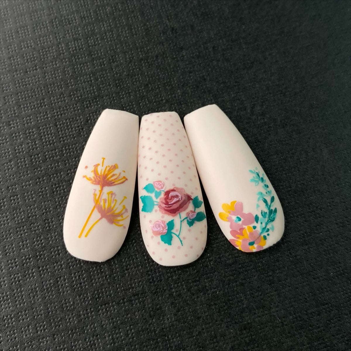 Floral Blossom - One (CjS-279) Etched Nail Art Stamping Plate