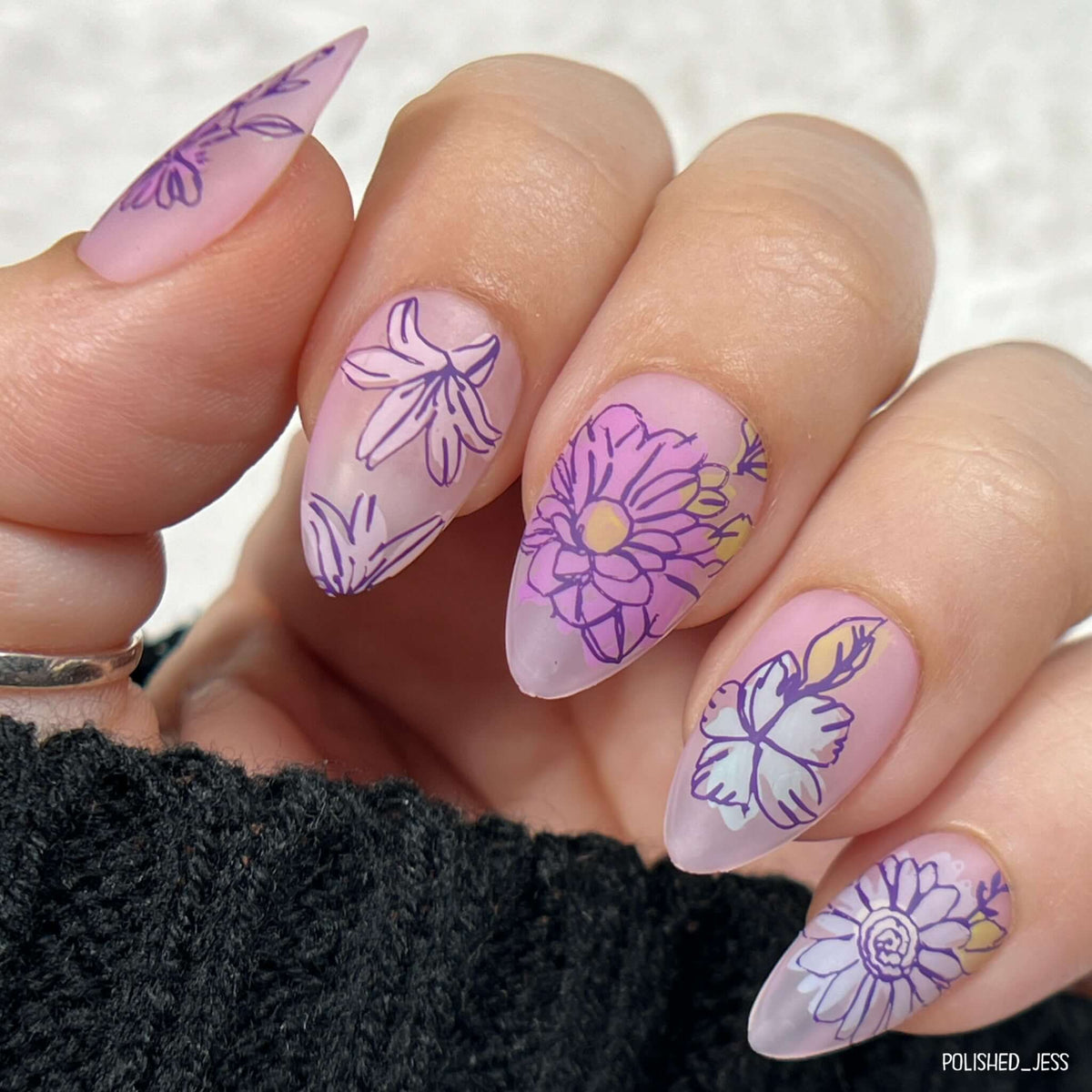 Whispering Petals (CjS-349) Etched Nail Art Stamping Plate