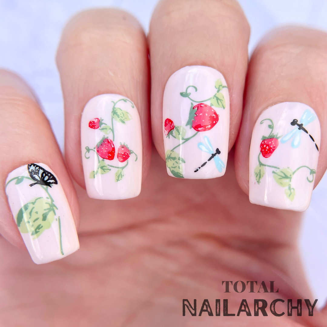 Strawberry Sweetness (CjS-351) Etched Nail Art Stamping Plate